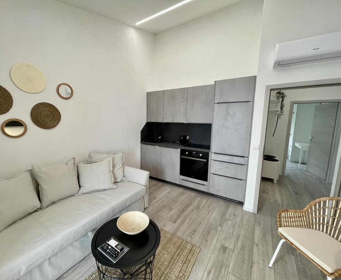 Lambda Holiday Apartments Есенице Экстерьер фото