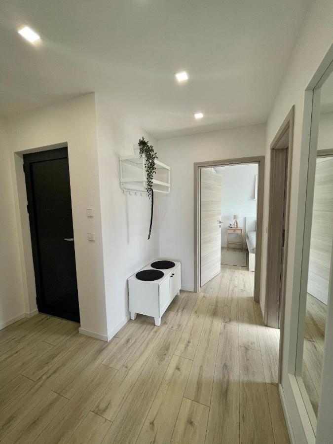 Lambda Holiday Apartments Есенице Экстерьер фото
